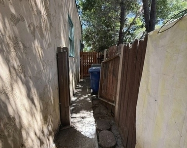 1347 N Citrus - Photo Thumbnail 20