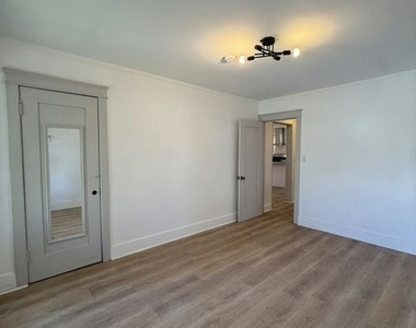 1347 N Citrus - Photo Thumbnail 13