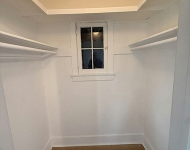 1347 N Citrus - Photo Thumbnail 14