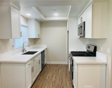 9156 Burke Street - Photo Thumbnail 6