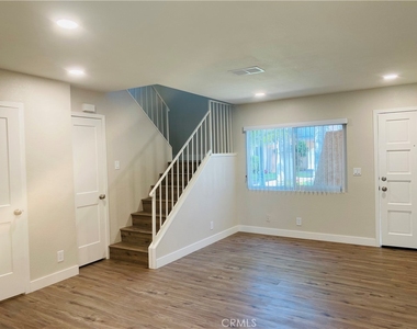 9156 Burke Street - Photo Thumbnail 3