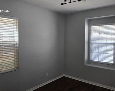 14587 Baylor - Photo Thumbnail 7