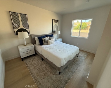 605 W Gaillard Street - Photo Thumbnail 19