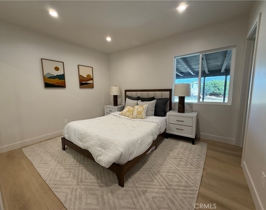 605 W Gaillard Street - Photo Thumbnail 22
