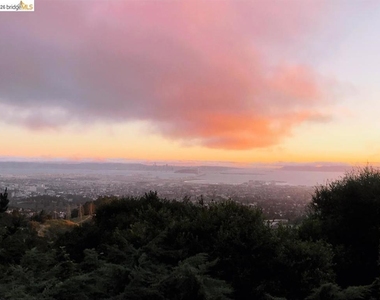 6100 Skyline Blvd - Photo Thumbnail 4