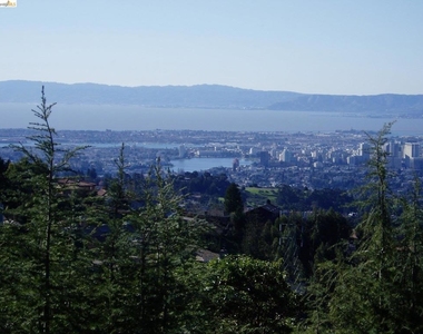6100 Skyline Blvd - Photo Thumbnail 12