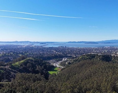 6100 Skyline Blvd - Photo Thumbnail 32
