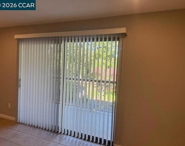 330 N Civic - Photo Thumbnail 15