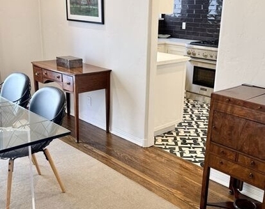 1330 N Harper Avenue - Photo Thumbnail 16