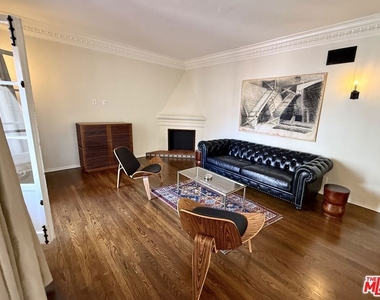 1330 N Harper Avenue - Photo Thumbnail 8