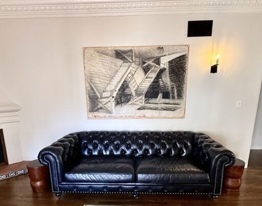 1330 N Harper Avenue - Photo Thumbnail 10