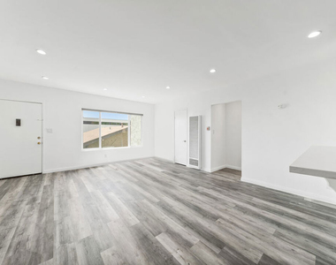646 Tularosa Drive - Photo Thumbnail 6