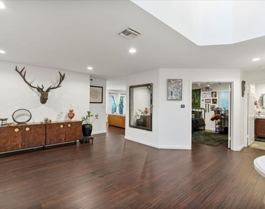 12834 Landale Street - Photo Thumbnail 2