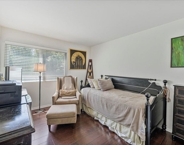 12834 Landale Street - Photo Thumbnail 22