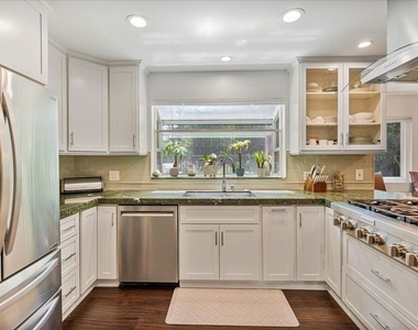 12834 Landale Street - Photo Thumbnail 7