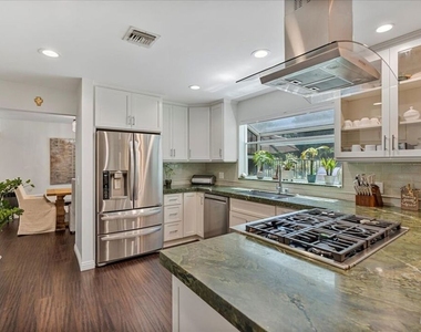 12834 Landale Street - Photo Thumbnail 17
