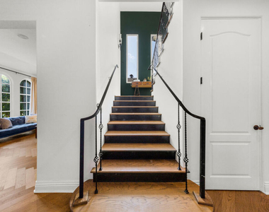 725 Oxford Avenue - Photo Thumbnail 14
