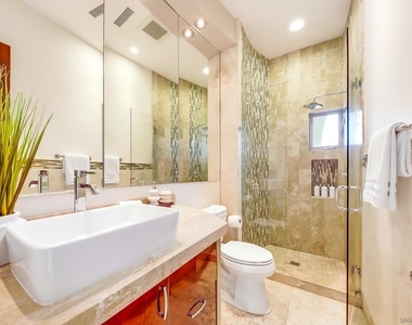 1676 Plum - Photo Thumbnail 20