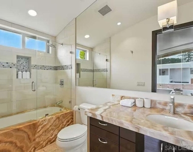 1676 Plum - Photo Thumbnail 47