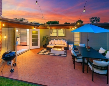 723 Arenas - Photo Thumbnail 46