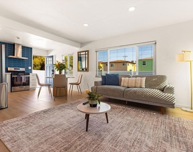 3060 Polk Ave - Photo Thumbnail 16