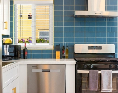 3060 Polk Ave - Photo Thumbnail 23