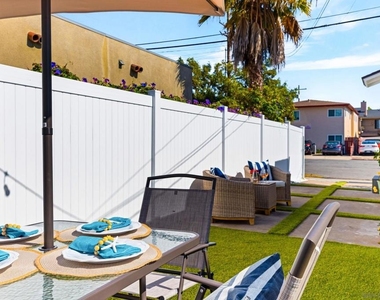 3060 Polk Ave - Photo Thumbnail 6