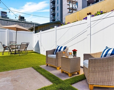 3060 Polk Ave - Photo Thumbnail 8