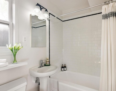 319 Nautilus Street - Photo Thumbnail 6