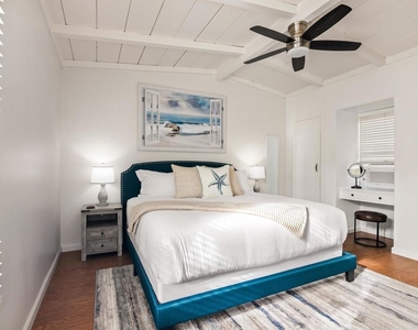 319 Nautilus Street - Photo Thumbnail 3
