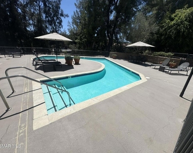 13331 Moorpark Street - Photo Thumbnail 17