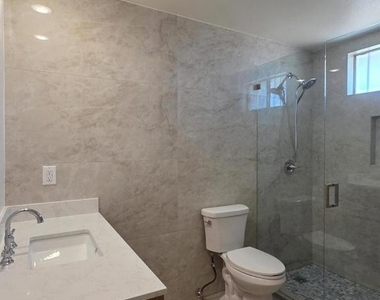 62101 Tyler Street - Photo Thumbnail 7