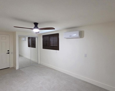 62101 Tyler Street - Photo Thumbnail 9
