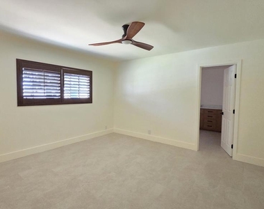 62101 Tyler Street - Photo Thumbnail 10