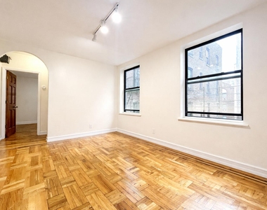 10 Adrian Avenue - Photo Thumbnail 1