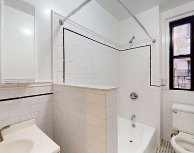 West 10th Street - Photo Thumbnail 3