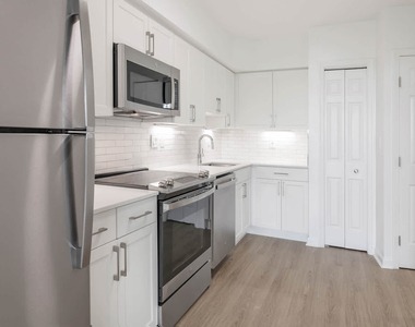 1501 Crystal Dr. - Photo Thumbnail 4