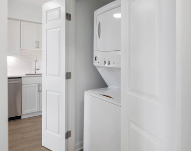 1501 Crystal Dr. - Photo Thumbnail 46