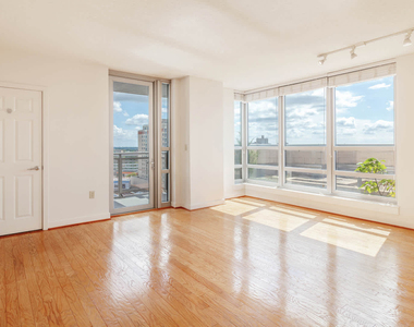 1133 East-west Highway - Photo Thumbnail 6