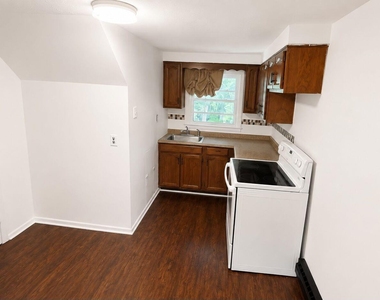 206 Winthrop Avenue - Photo Thumbnail 13
