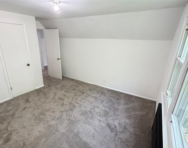 206 Winthrop Avenue - Photo Thumbnail 23