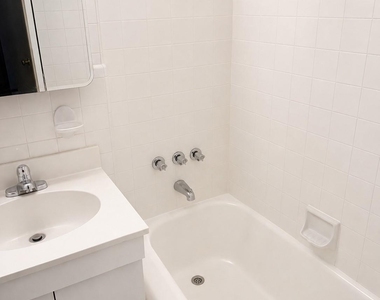 74-02 43rd Avenue - Photo Thumbnail 4