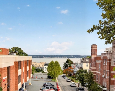20 S Broadway - Photo Thumbnail 20
