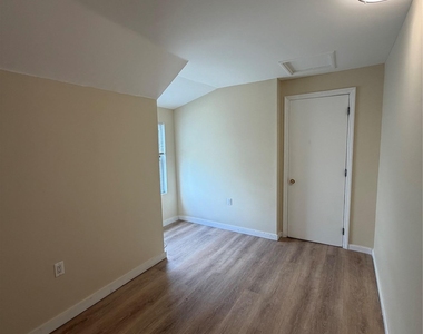 14-20 114th Street - Photo Thumbnail 6