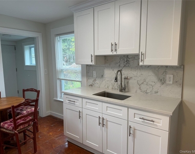 20 Campwoods Road - Photo Thumbnail 8