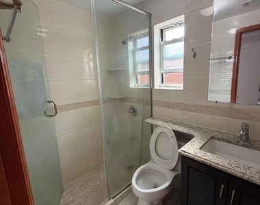 13440 58th Avenue - Photo Thumbnail 5
