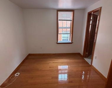 13440 58th Avenue - Photo Thumbnail 2