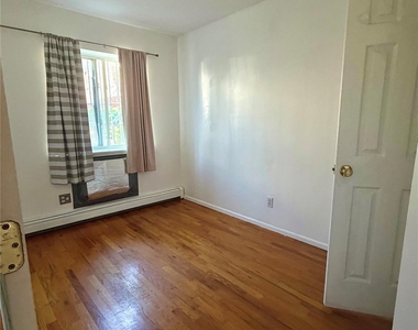 4370 160th Street - Photo Thumbnail 4