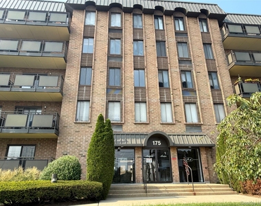 175 Maple Avenue - Photo Thumbnail 2