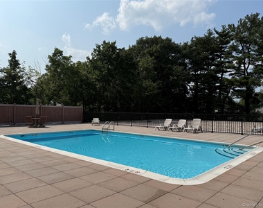 175 Maple Avenue - Photo Thumbnail 22